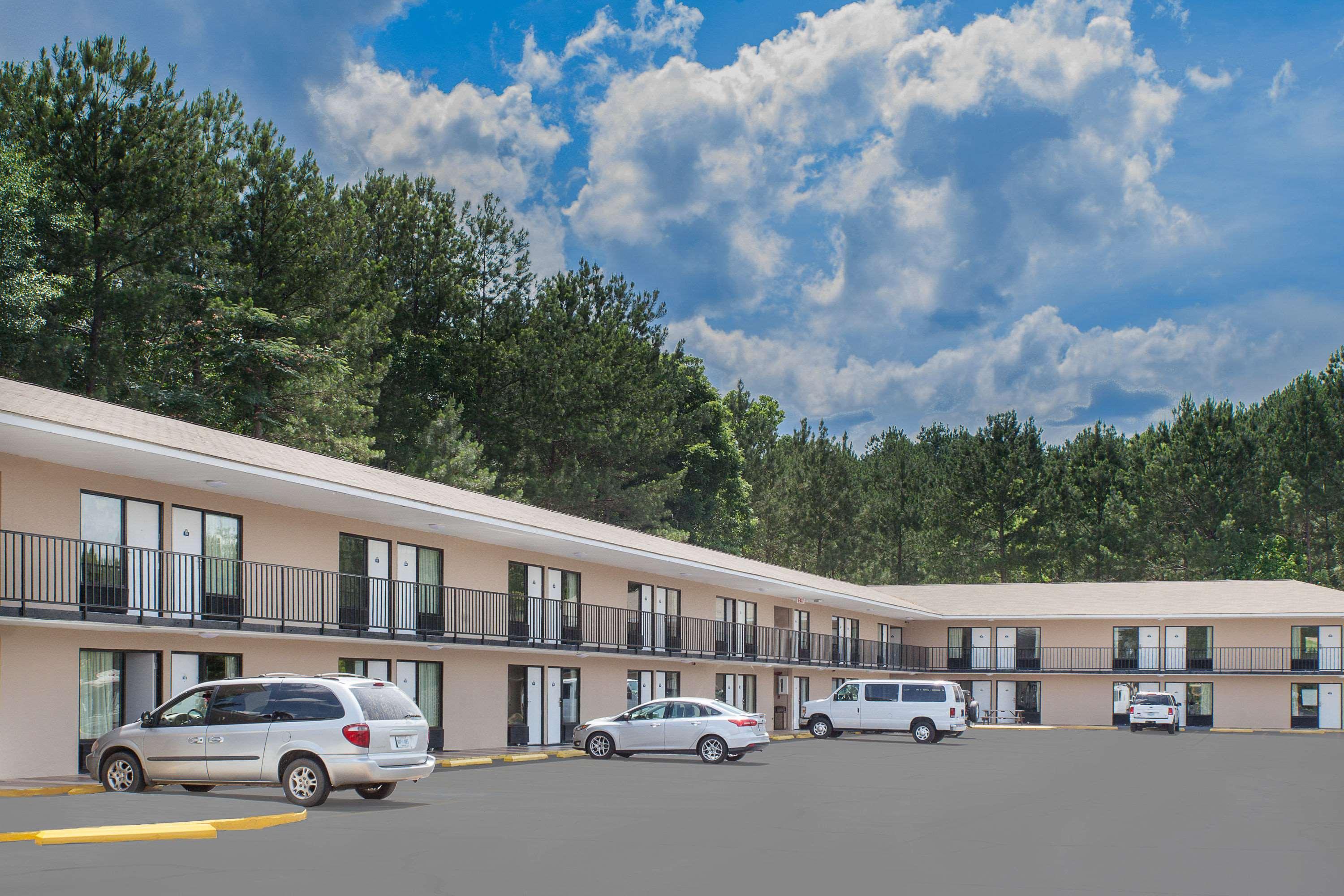 Days Inn By Wyndham Newton Ms I-20 Buitenkant foto